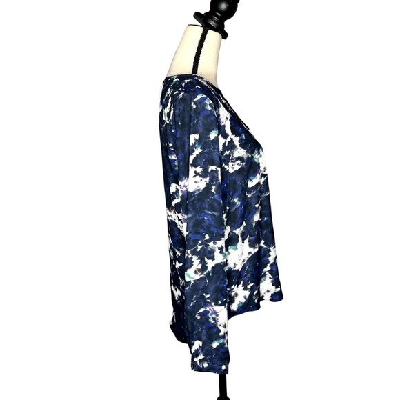 Mossimo Navy Multi Colored Blouse Women's Size Medium - Picture 2 of 7